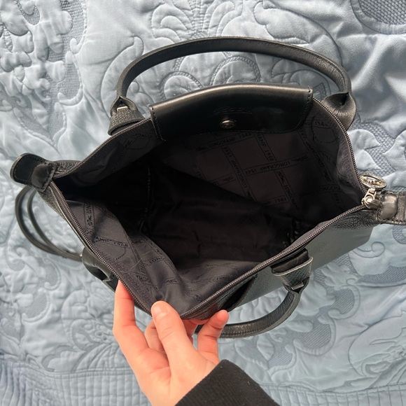 Black Leather Longchamp Pliage Handbag with Crossbody Strap 🖤🖤🖤 - Picture 4 of 4